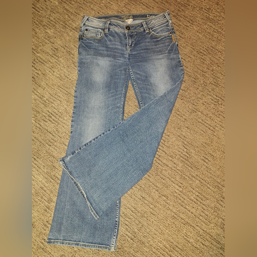 Silver Brand Tia Jeans